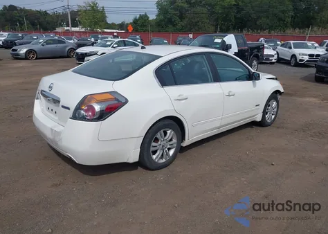 2011 Nissan Altima Hybrid z USA, uszkodzony, nr VIN 1N4CL2AP4BC184734